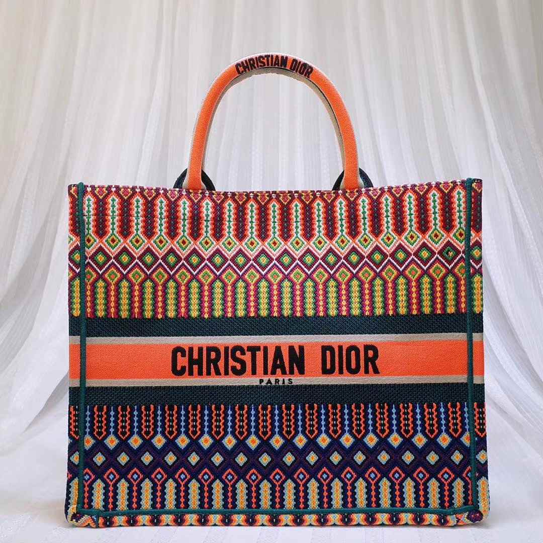 DIOR BOOK TOTE SMALL 36.5x28CM, BIG 41.5x32x5CM