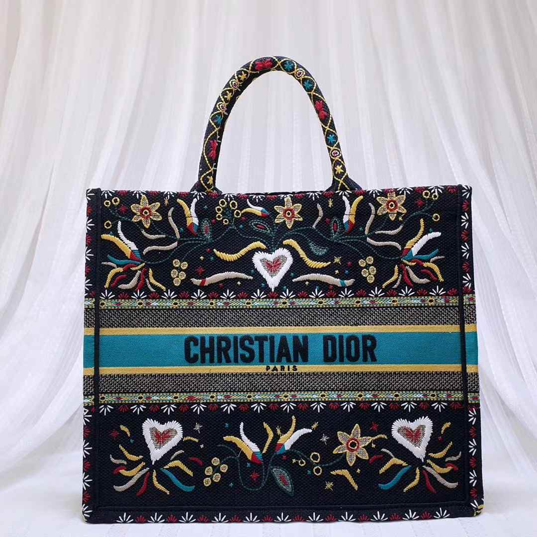 DIOR BOOK TOTE SMALL 36.5x28CM, BIG 41.5x32x5CM