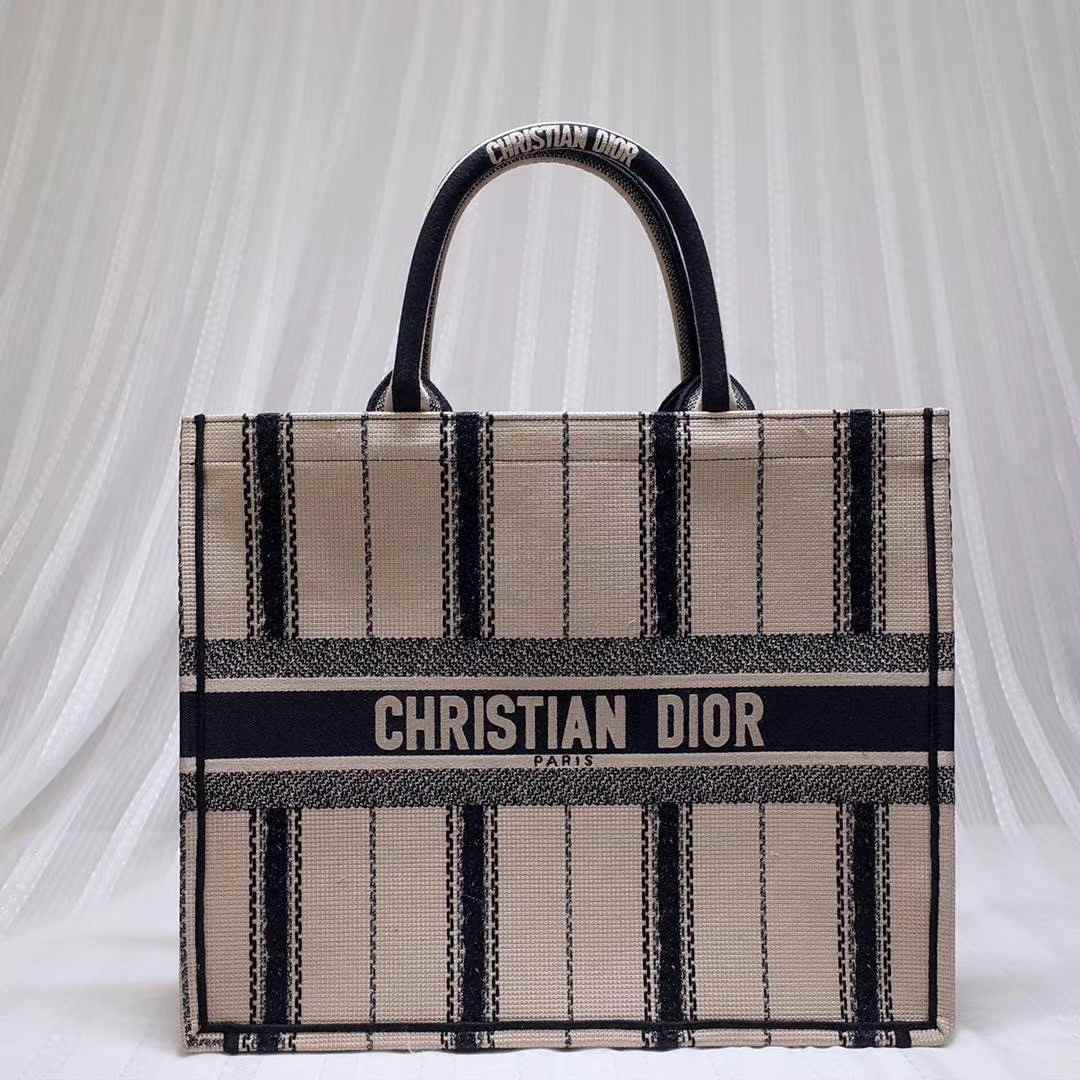 DIOR BOOK TOTE SMALL 36.5x28CM, BIG 41.5x32x5CM