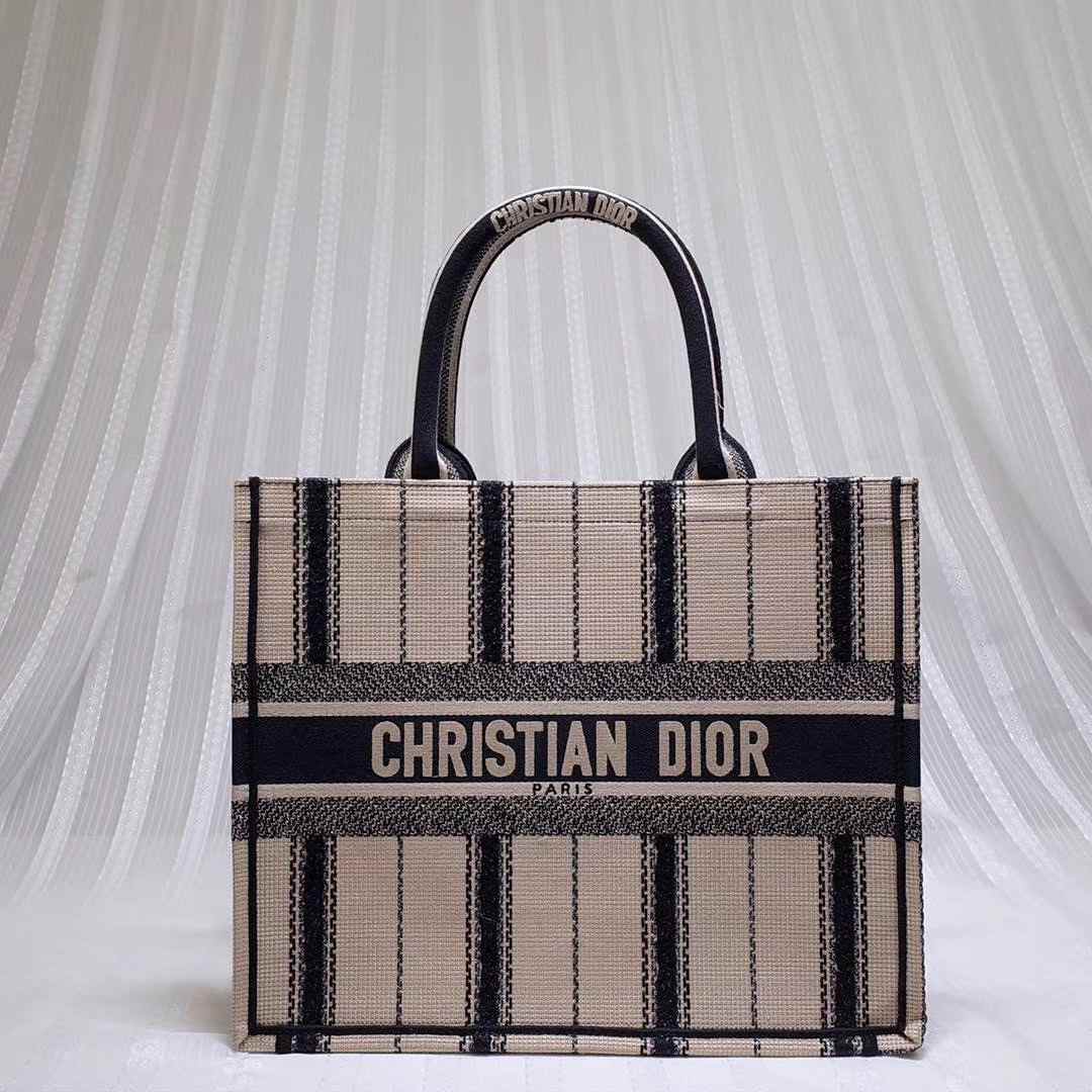 DIOR BOOK TOTE SMALL 36.5x28CM, BIG 41.5x32x5CM