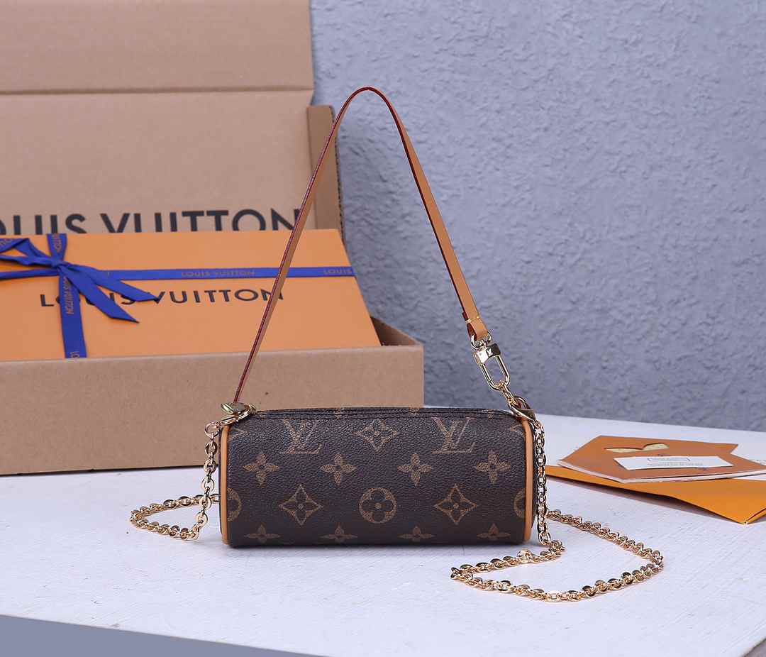 LV VINTAGE SMALL HANDBAG M44720；:15x6x6CM 