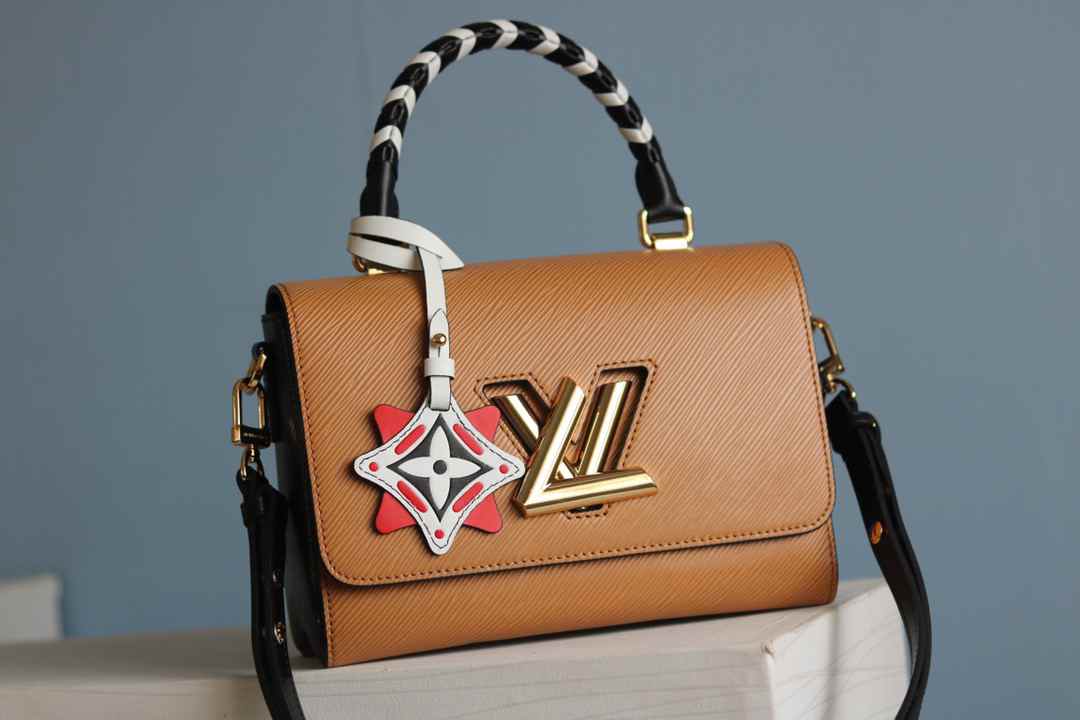 LV NEW TWIST LV Crafty  EPI  HANDBAG 50350/56779/50280/50271/56849/56780 23.0 x 17.0 x 9.5CM