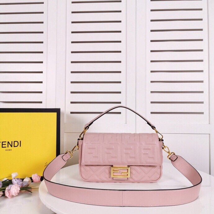 FENDI WOMENS HANDBAG BAGUETTE F0191 SIZE: 26x5x15cm