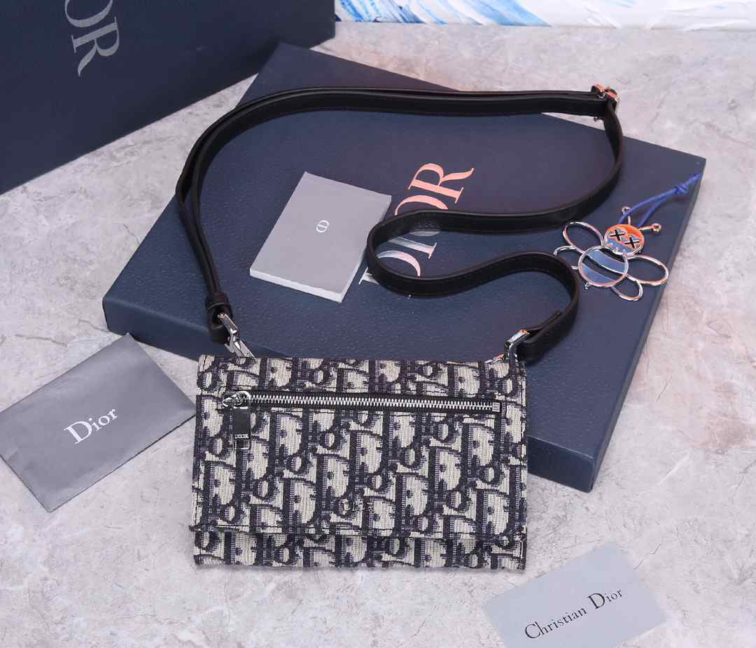Dior Oblique SMALL BAG HZ832001 18X10X3cm