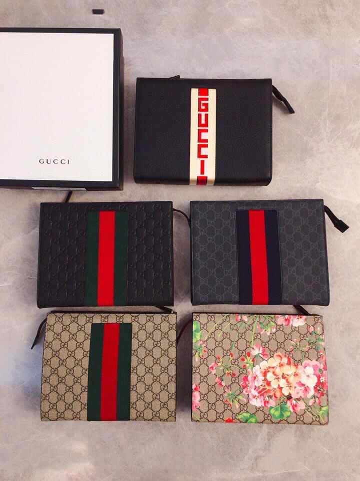 GUCCI WALLETS