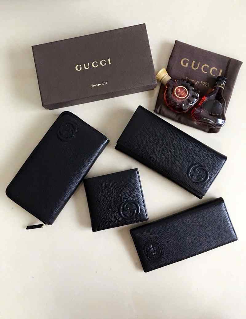 GUCCI WALLETS