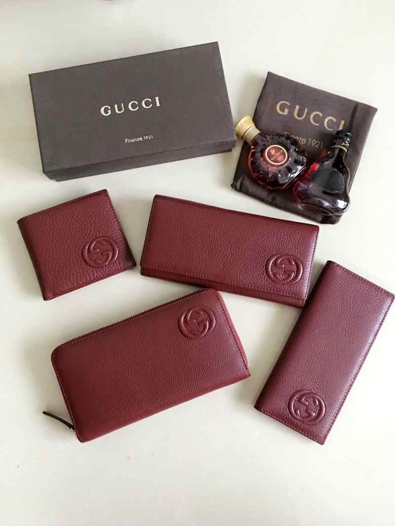 GUCCI WALLETS