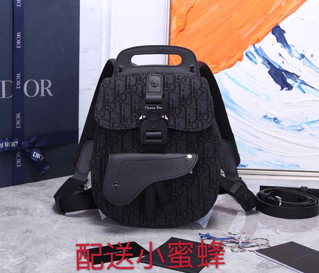 D10R Saddle 93313 19x27.5x11.5cm