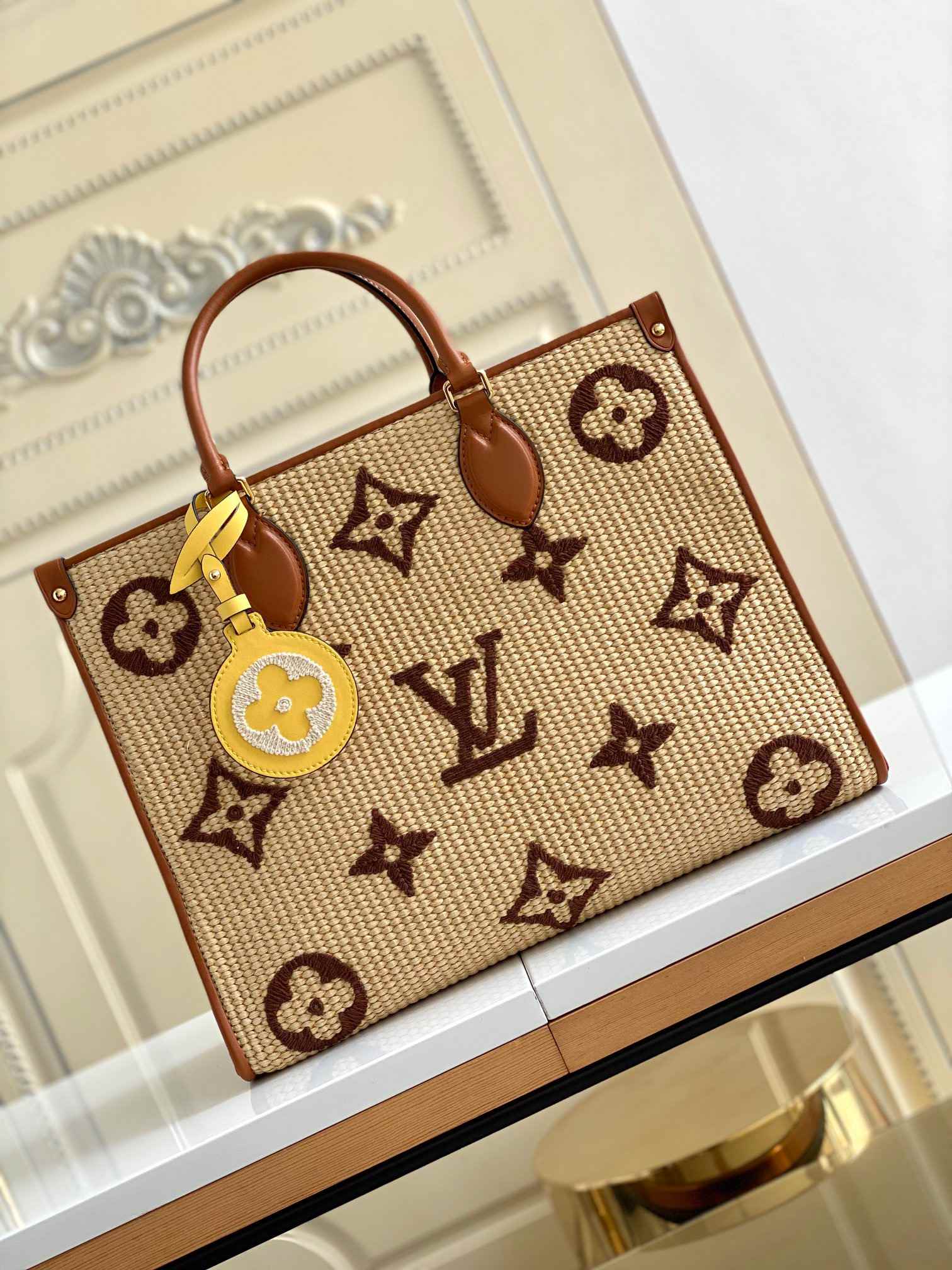 L\V OnTheGo TOTE 35 x 27 x 14 CM m57723 Monogram Raffia Monogram Giant  m57644  41.0 x 34.0 x 19.0CM