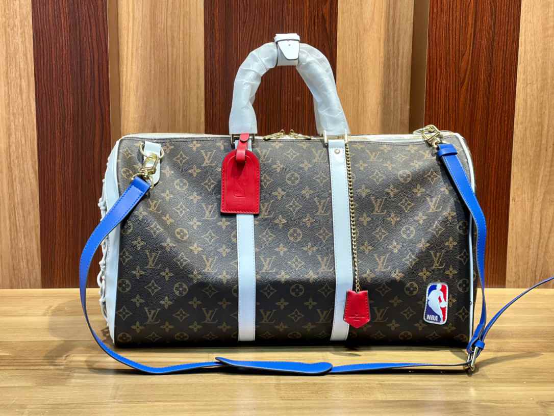 L\V KEEPALL BAG