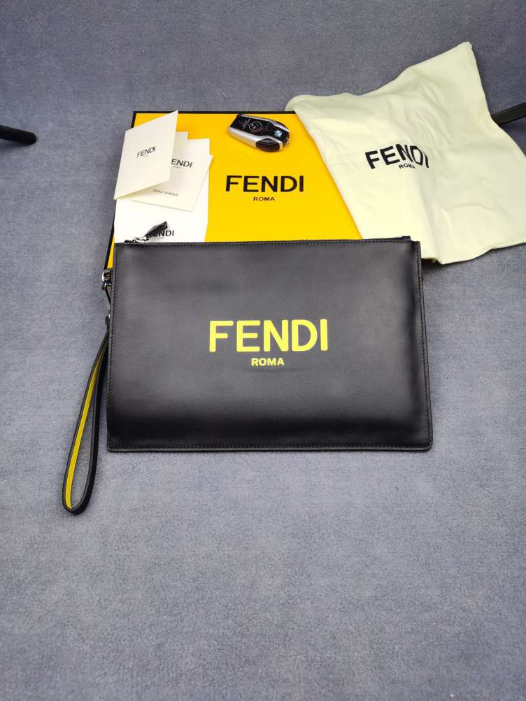 FENDl CLUTCH