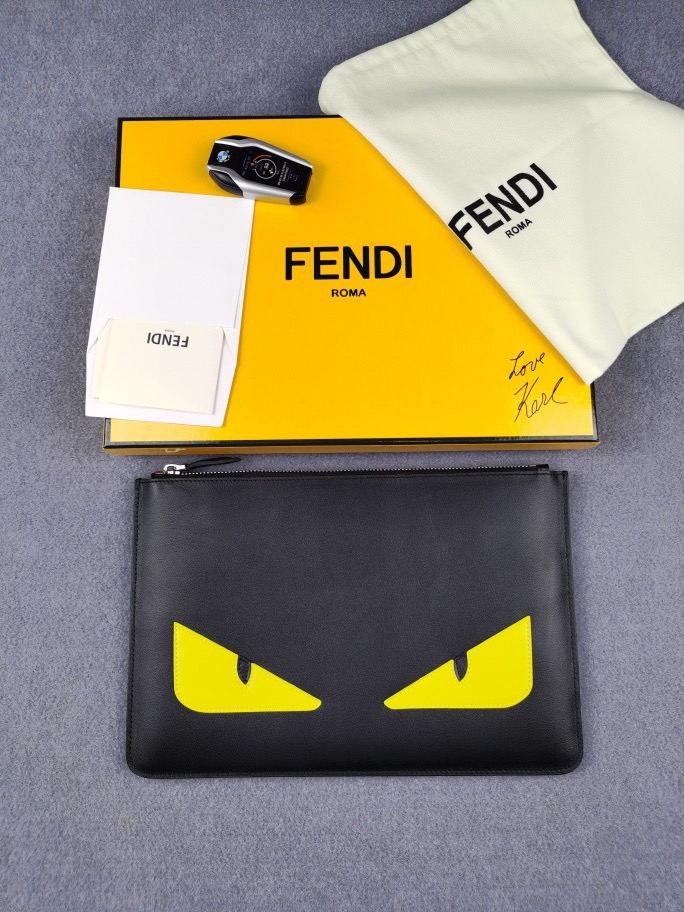 FENDl CLUTCH