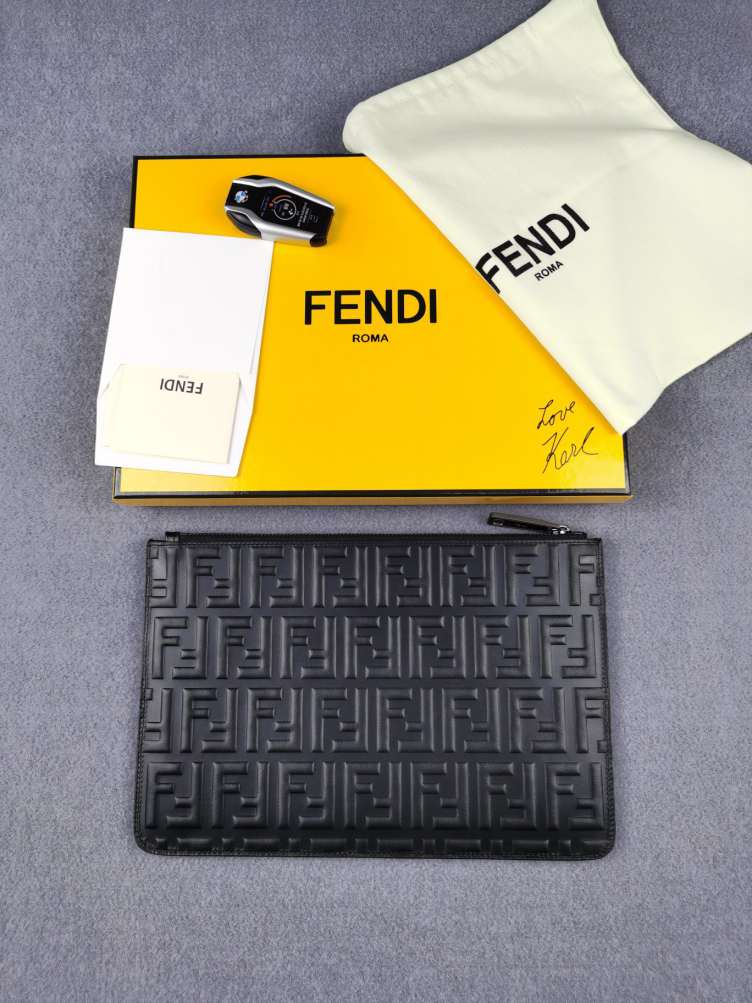 FENDl CLUTCH