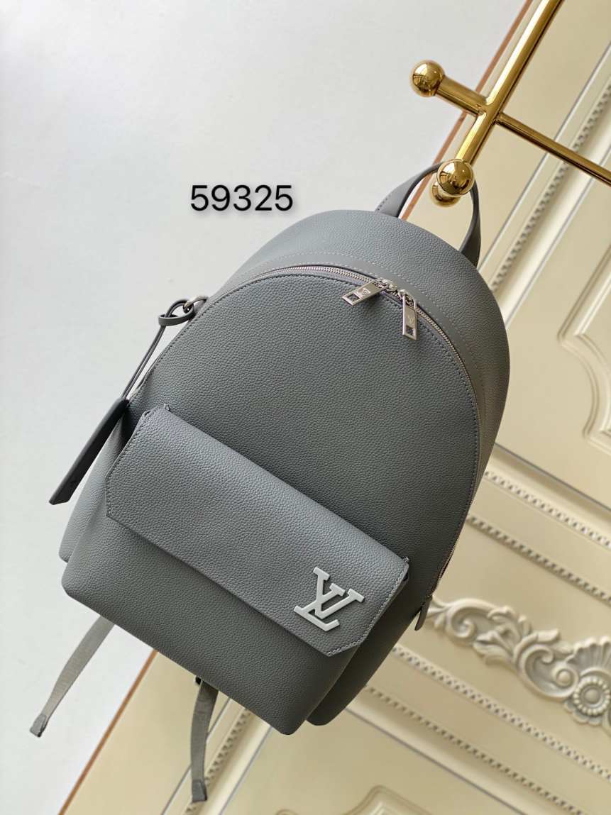 L\V MENS BAG