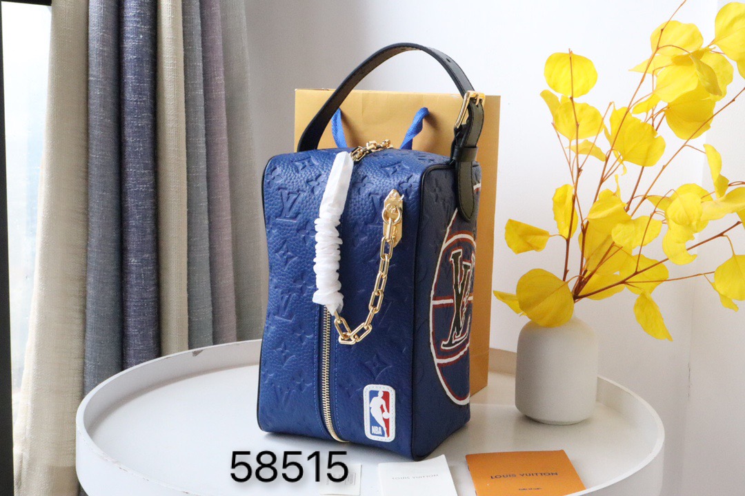 220706 new MENS BAG L\V