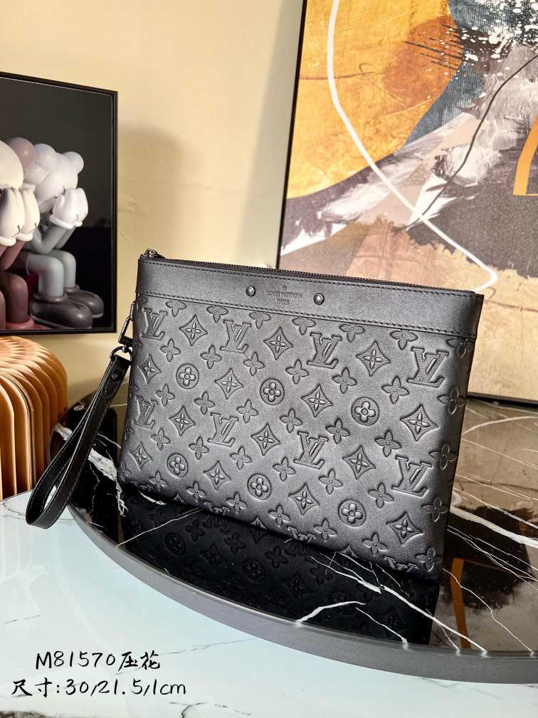 220706 new MENS BAG L\V