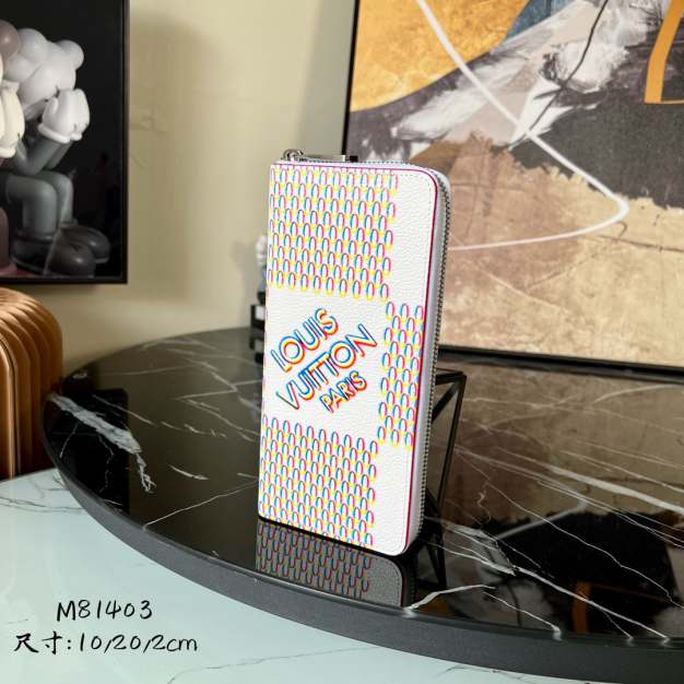 220706 NEW WALLET L\V