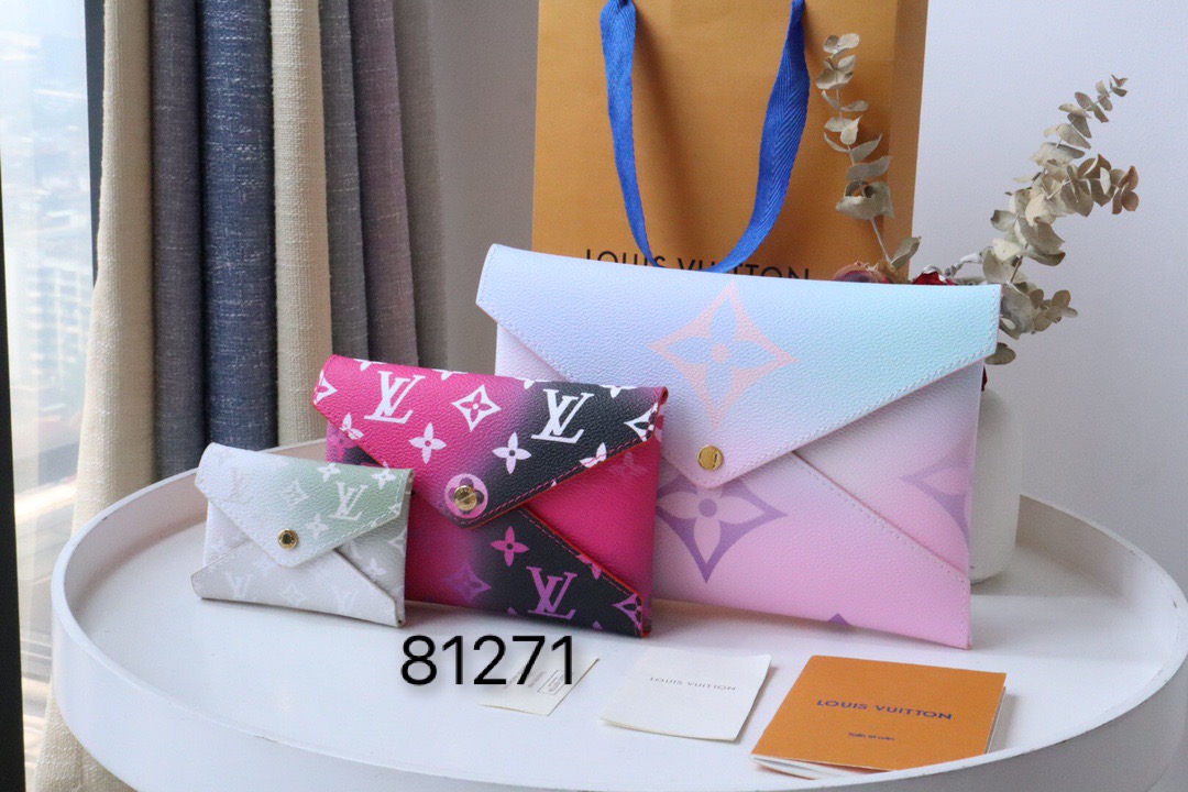 220706 NEW WALLET L\V