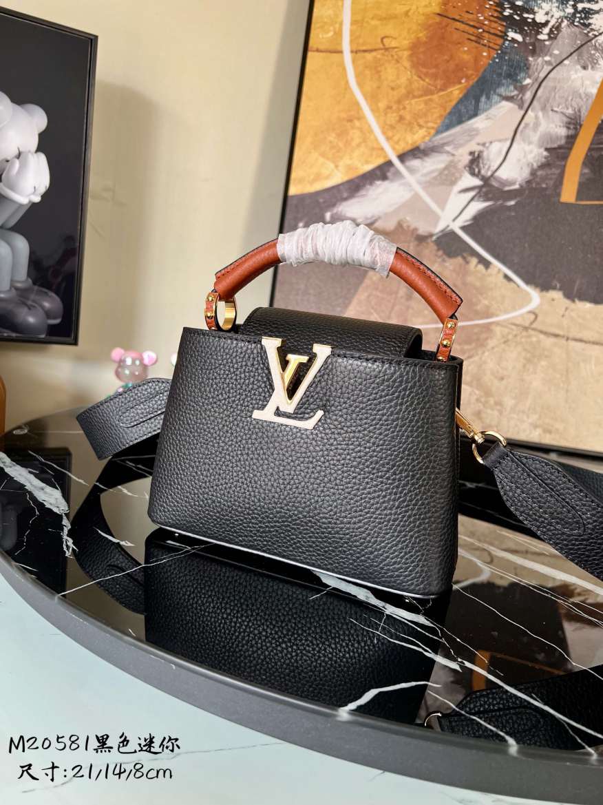 L\V WOMENS NEW BAG 220717