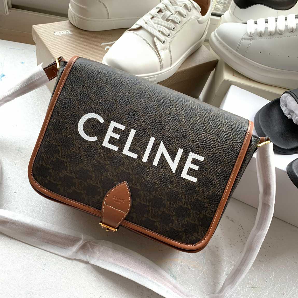 CEL1NE HANDBAG NEW 220717