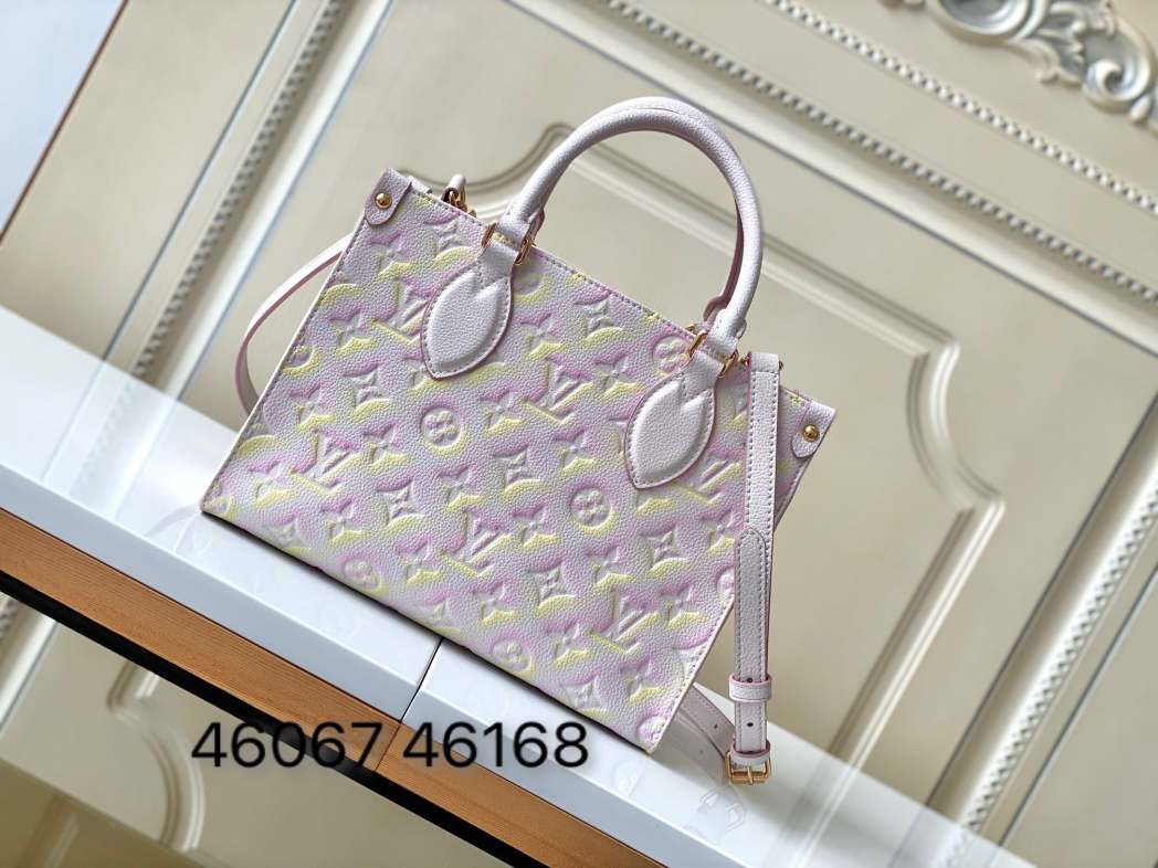 L\V WOMENS NEW BAG 220731