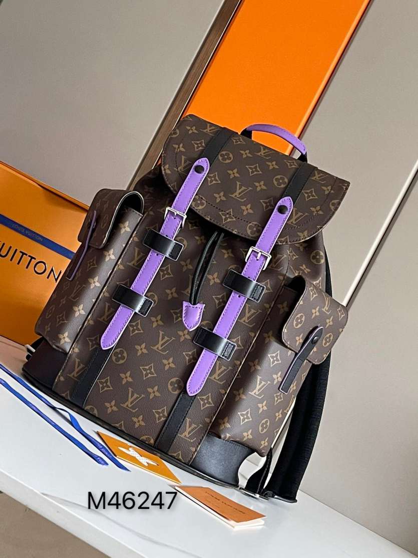 L\V new BAG 220822