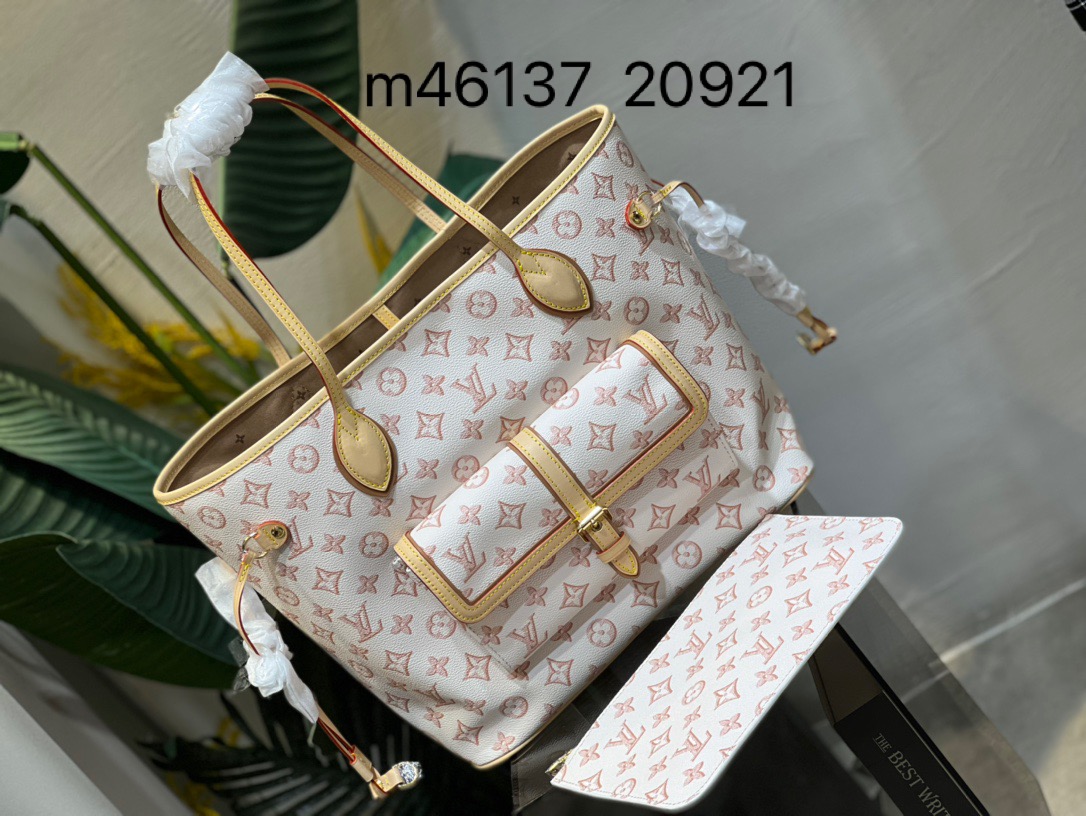 L\V WOMENS HANDBAG 220830