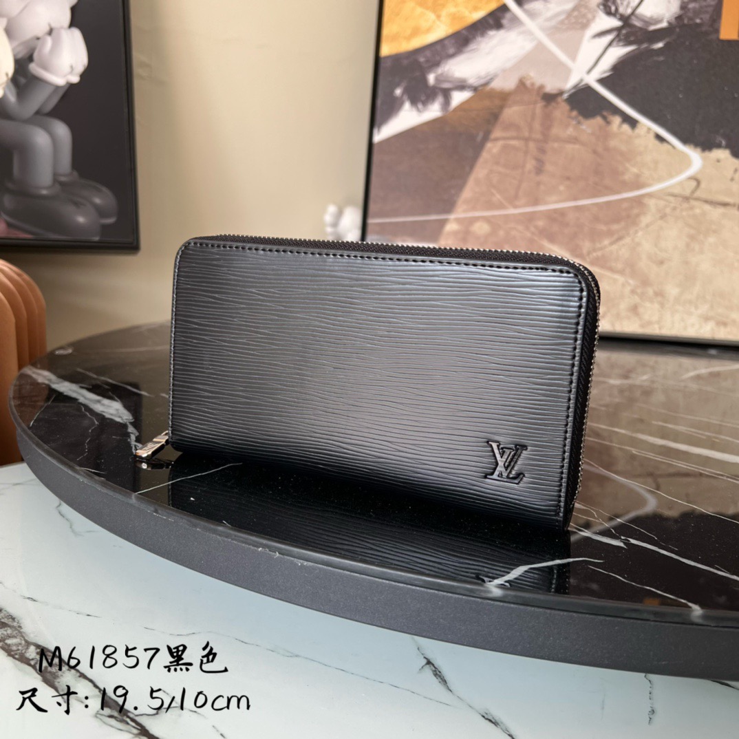 L\V MENS WALLET