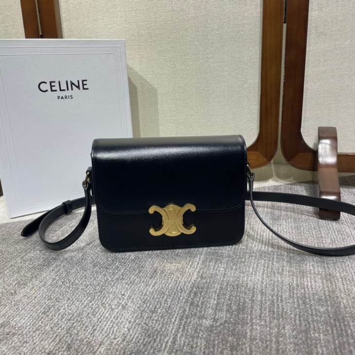 CE-LINE HANDBAG