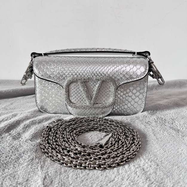 VLTN NEW BAG