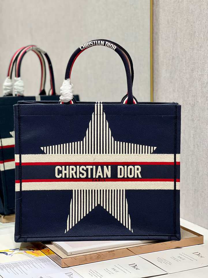 DlOR NEW BAG