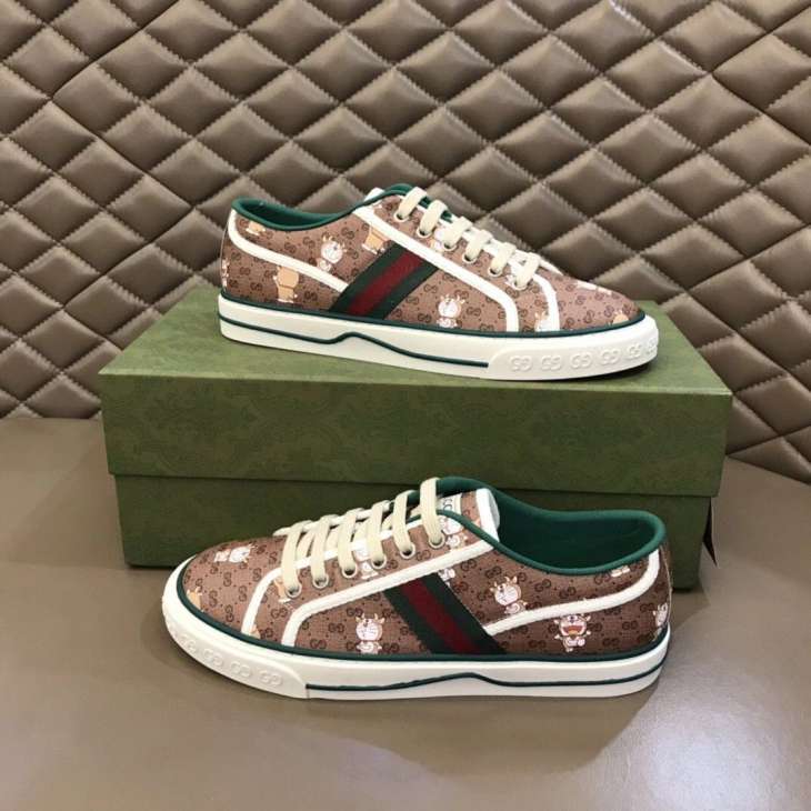 GUCCl SHOES 230219