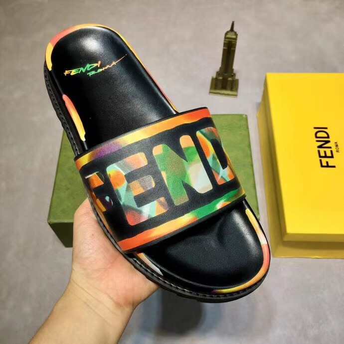 FENDl slippers 230315