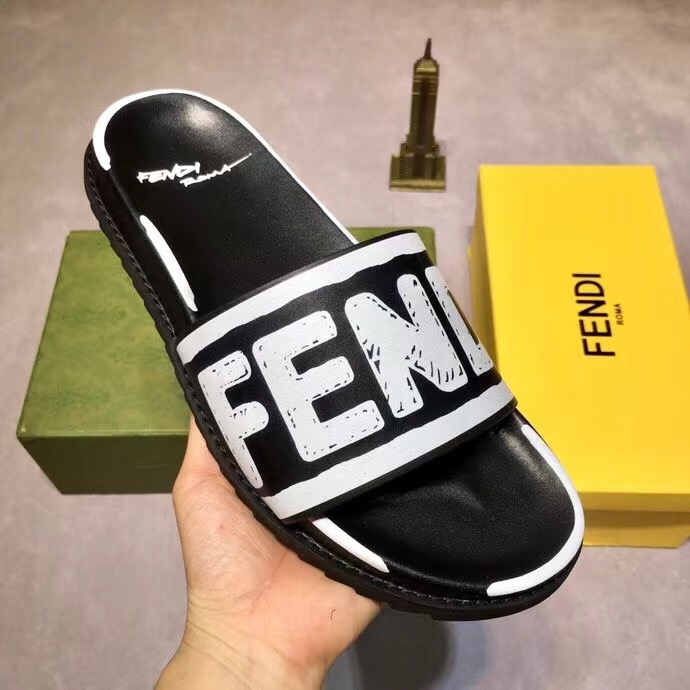 FENDl slippers 230315
