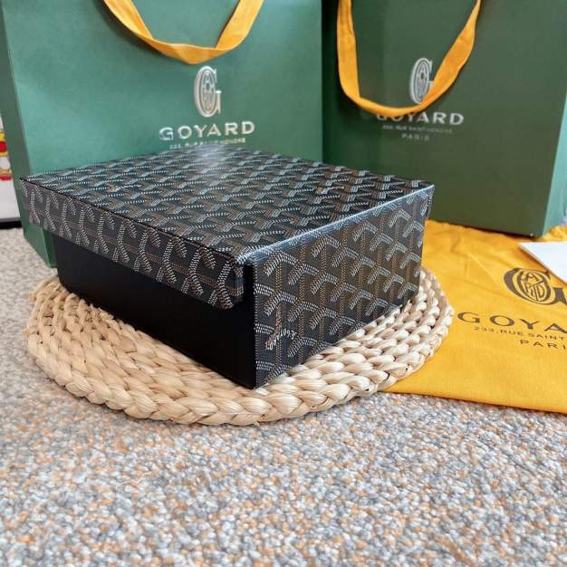 goy@rd watches box