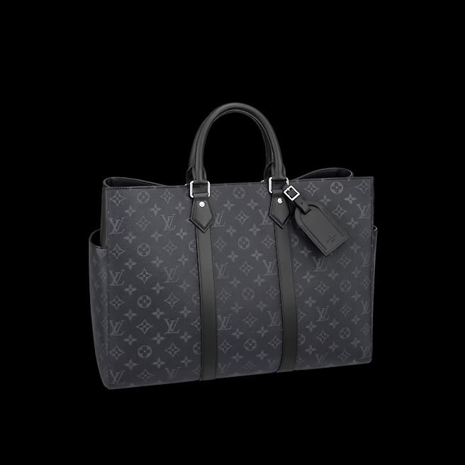 L\V MENS BAG 230315