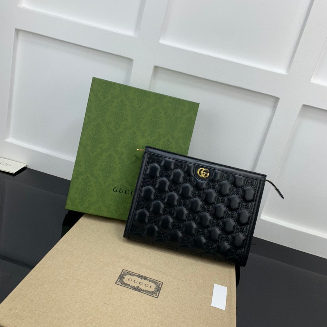 GUCCl new clutch 230315
