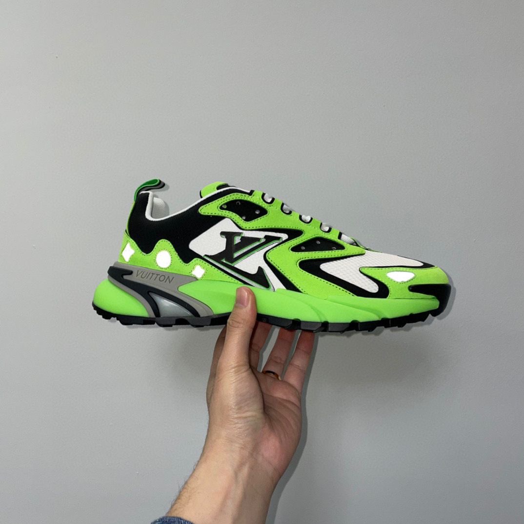 L\V MENS SHOES