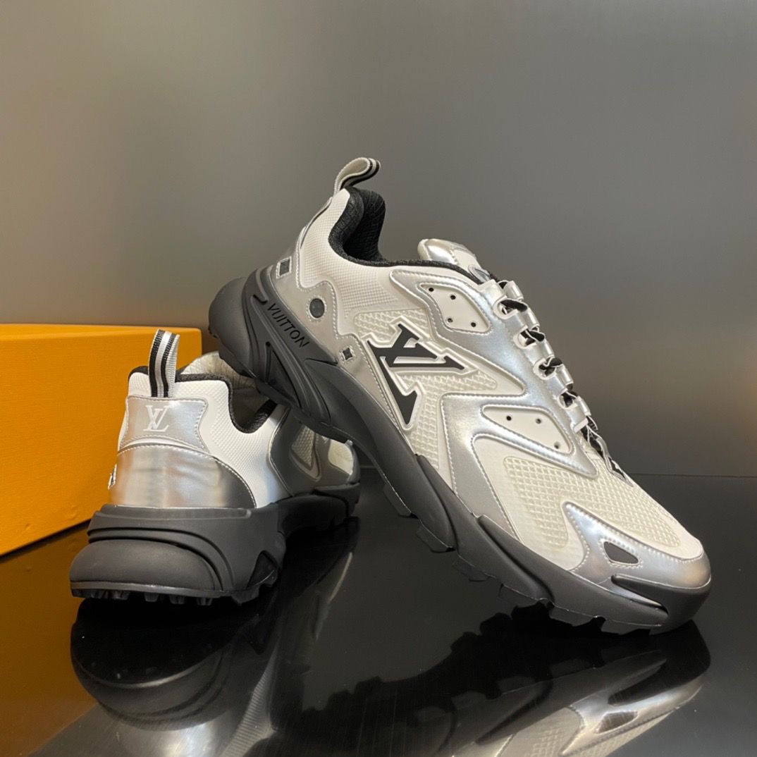 L\V MENS SHOES