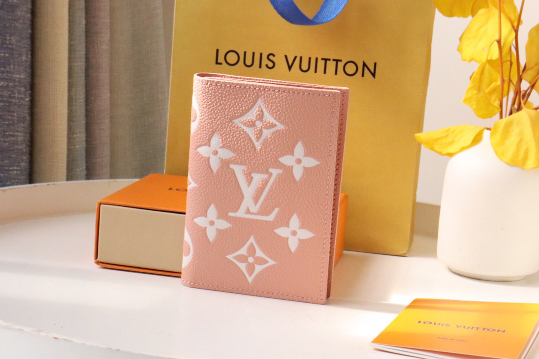 L\V PASSPORT HOLDER