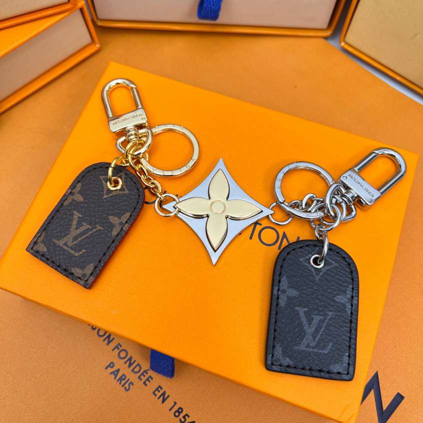 L\V KEYCHAIN