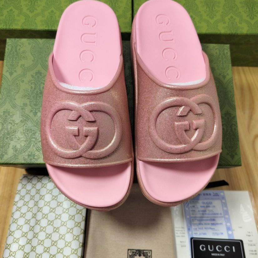 GUCCl slippers