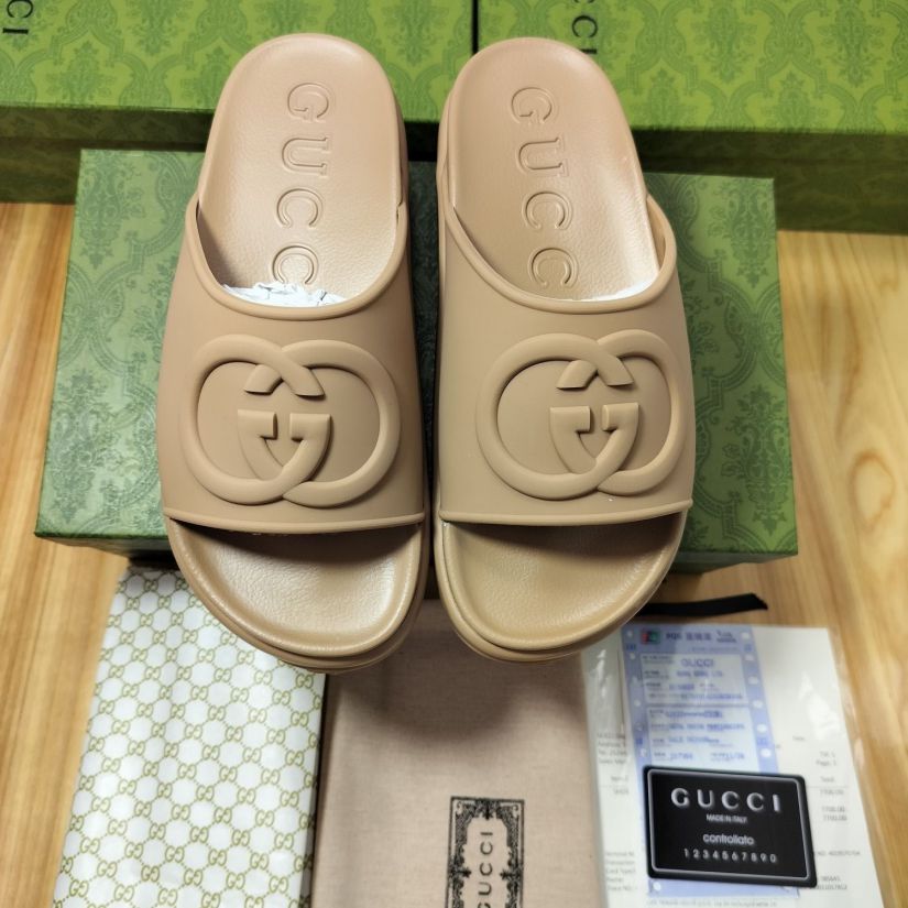 GUCCl slippers