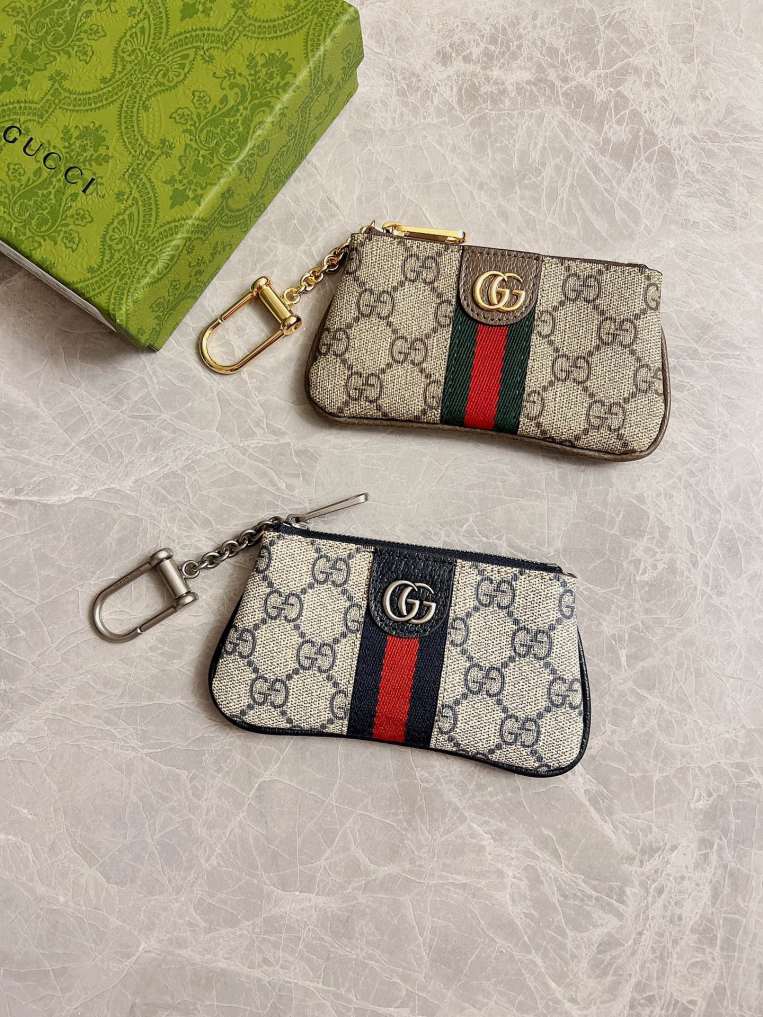 GUCCl wallet