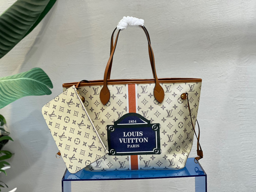 L\V BAG NEW 230722