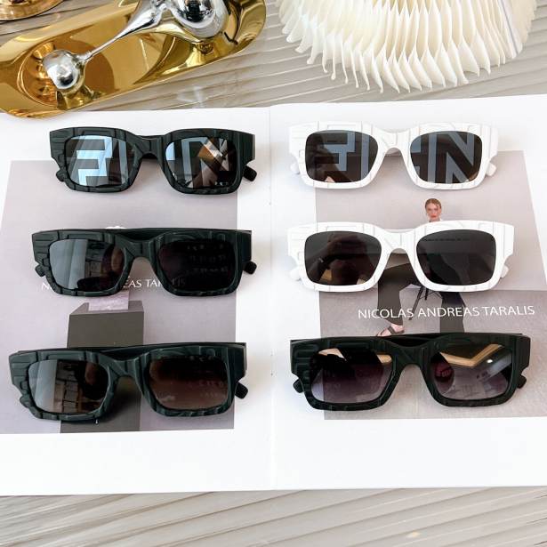 FENDl sunglasses 230923