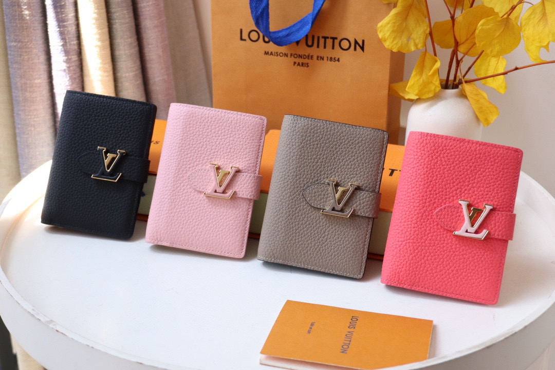 Vertical SHORT WALLET Taurillon LEATHER 9X12X1CM M82144 M81561 M81298 M81241