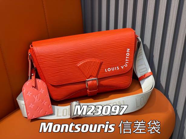 L\V NEW BAG 230923