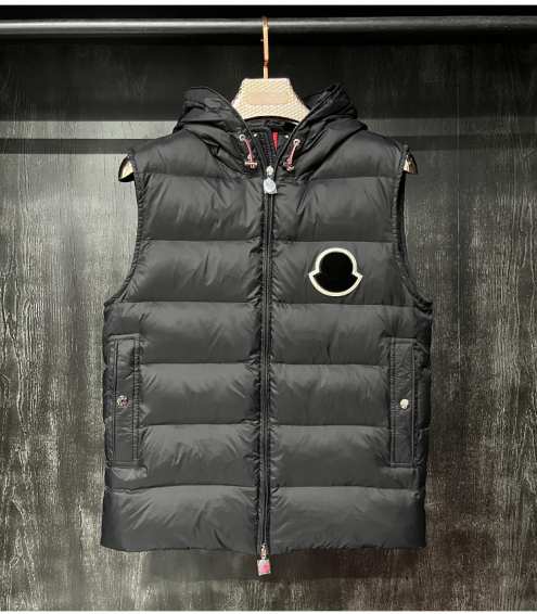 M0NCLER  VEST