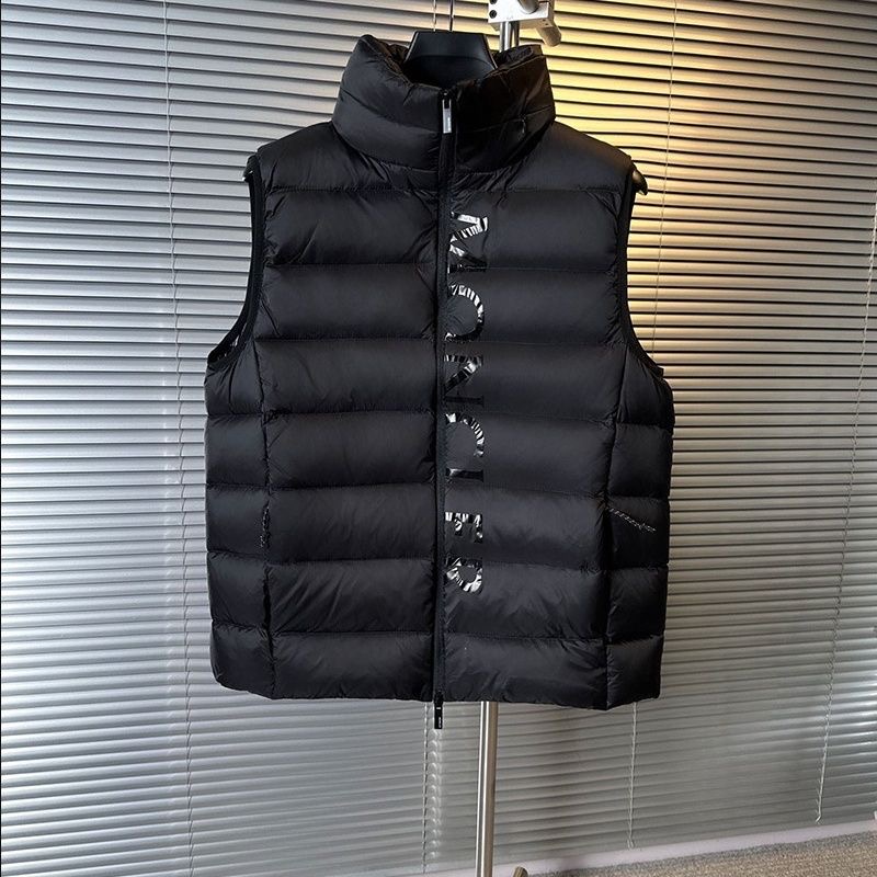 M0NCLER  VEST